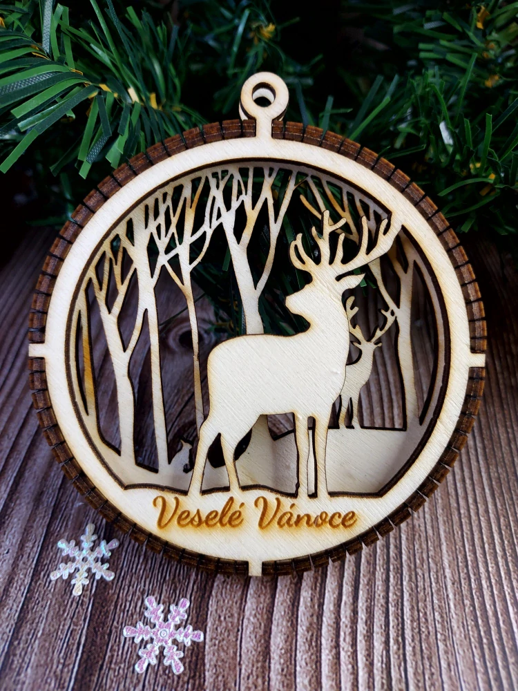 3D baňka s jelenem